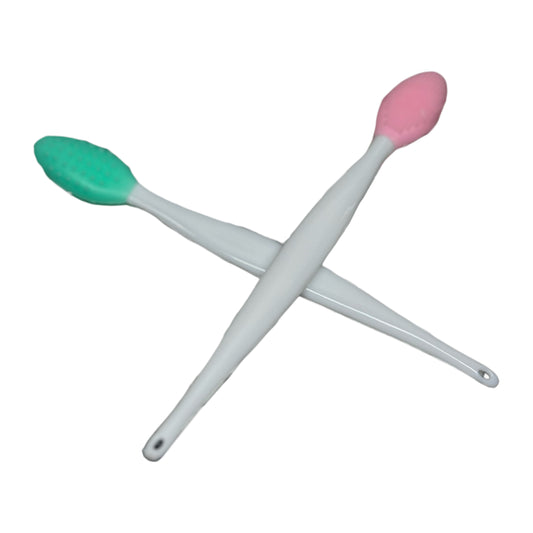 LIP BRUSHES