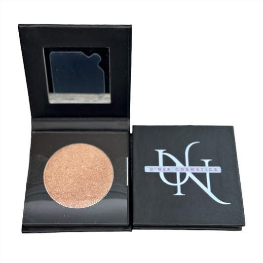 SHIMMERY HIGHLIGHTERS